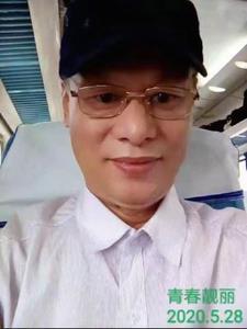 青春靓丽的美少女怎么形容